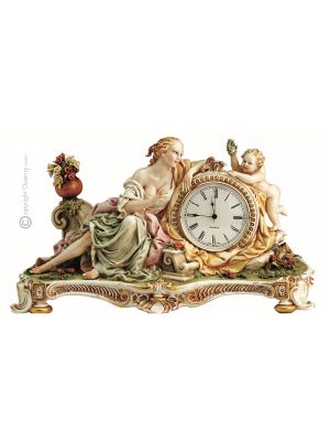 DAME AUX CHERUBONS Horloge de table en porcelaine Capodimonte, artisanat Made in Italy