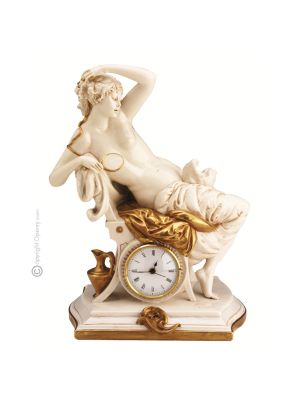 Horloge de table en porcelaine LADY BATHER Capodimonte, artisanat Made in Italy