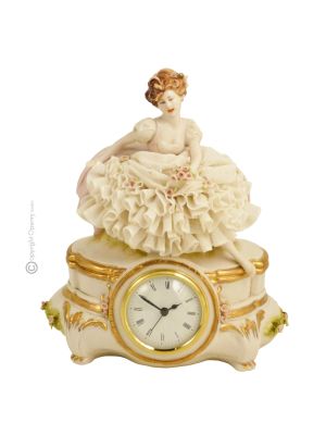 Horloge de table en porcelaine GIRL Capodimonte, artisanat Made in Italy